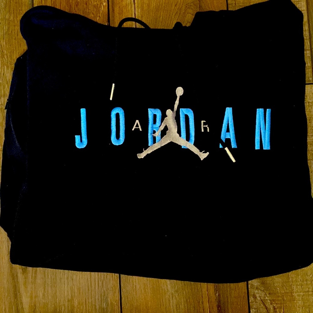 Men’s Jordan Hoodie Size large